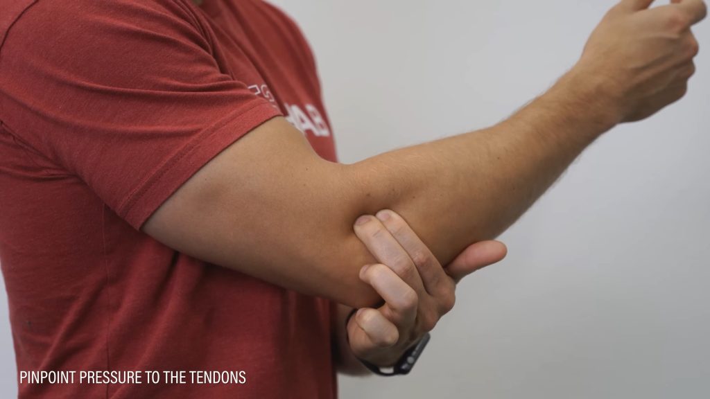 팔꿈치 통증원인 외측상과
